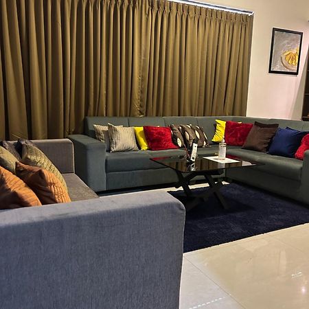 River Front Property Ahmedabad Extérieur photo