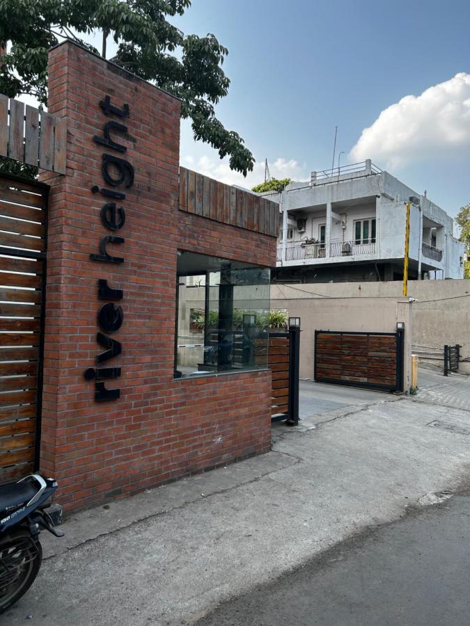 River Front Property Ahmedabad Extérieur photo